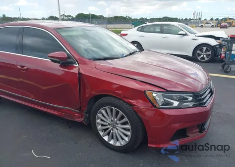 2017 Volkswagen Passat 1.8T Se z USA, uszkodzony, nr VIN 1VWBT7A39HC021938